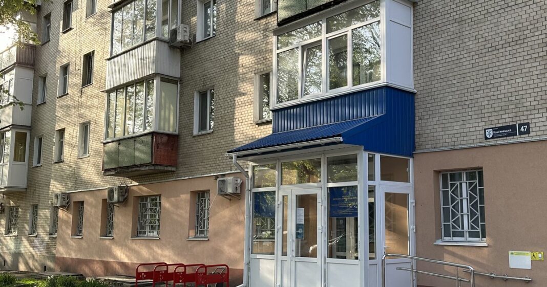 Здание: Миграционная служба в Хмельницком